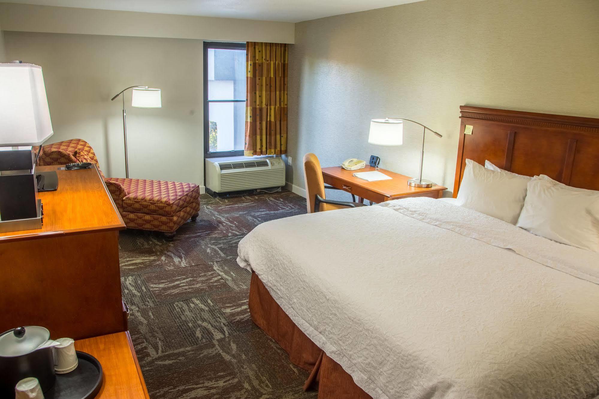 Hampton Inn Oak Ridge Knoxville Exteriör bild
